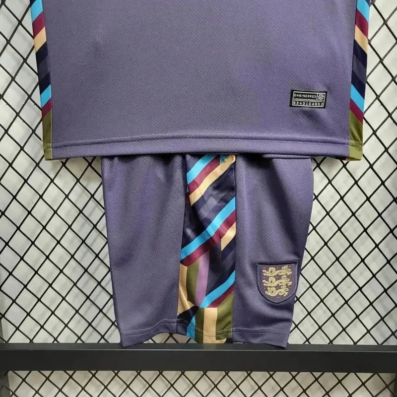 England Away Kids Kit 2024/25 - photo 7