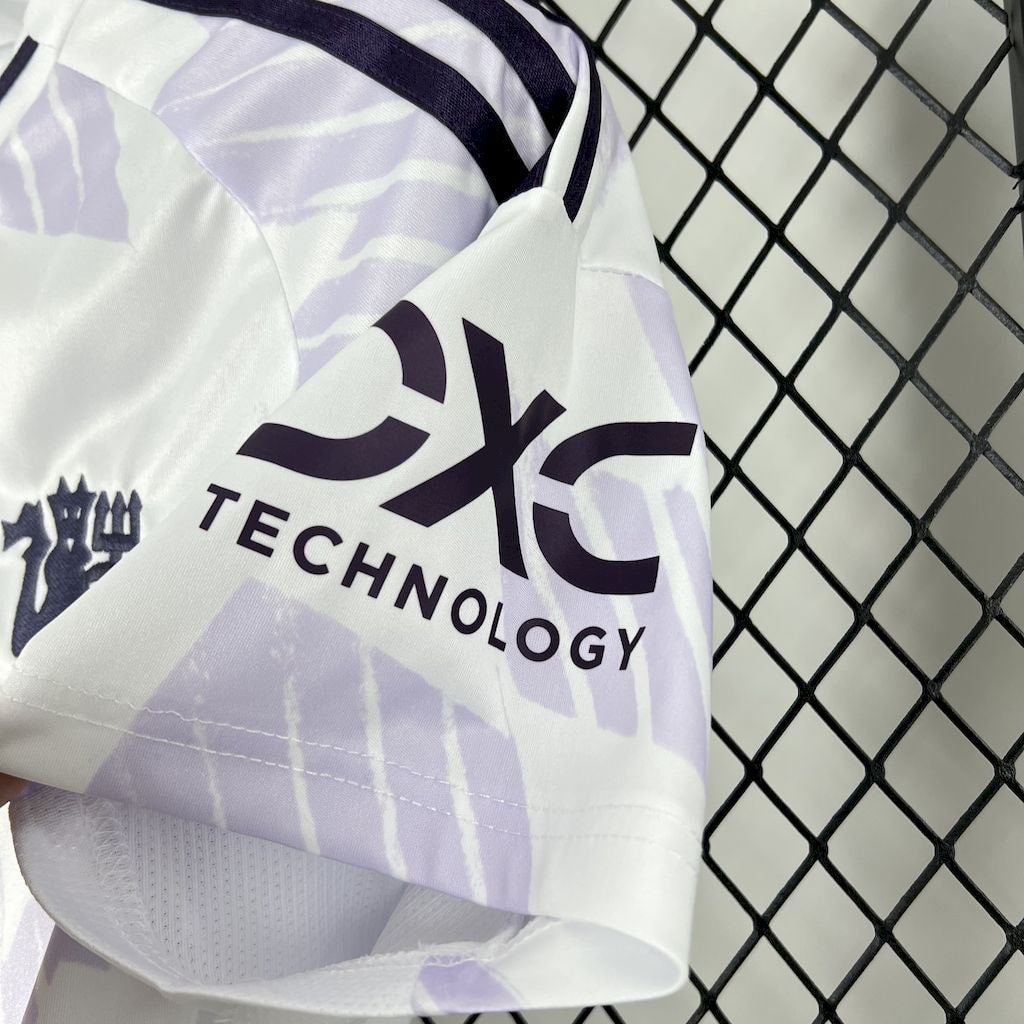 Manchester United Away Jersey 2025/26 - White And Lilac - photo 7