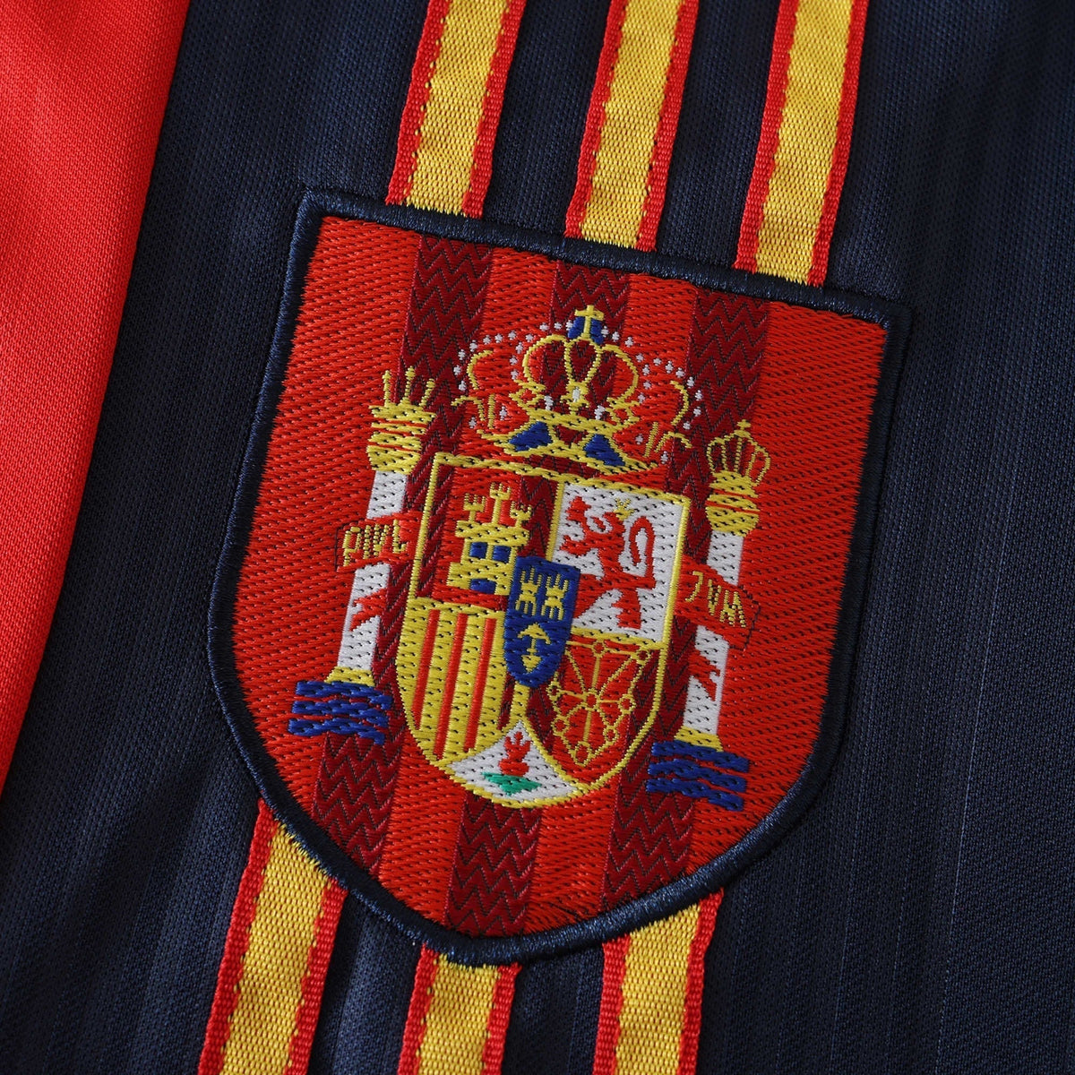 Spain Retro Home Jersey 1996 - photo 3
