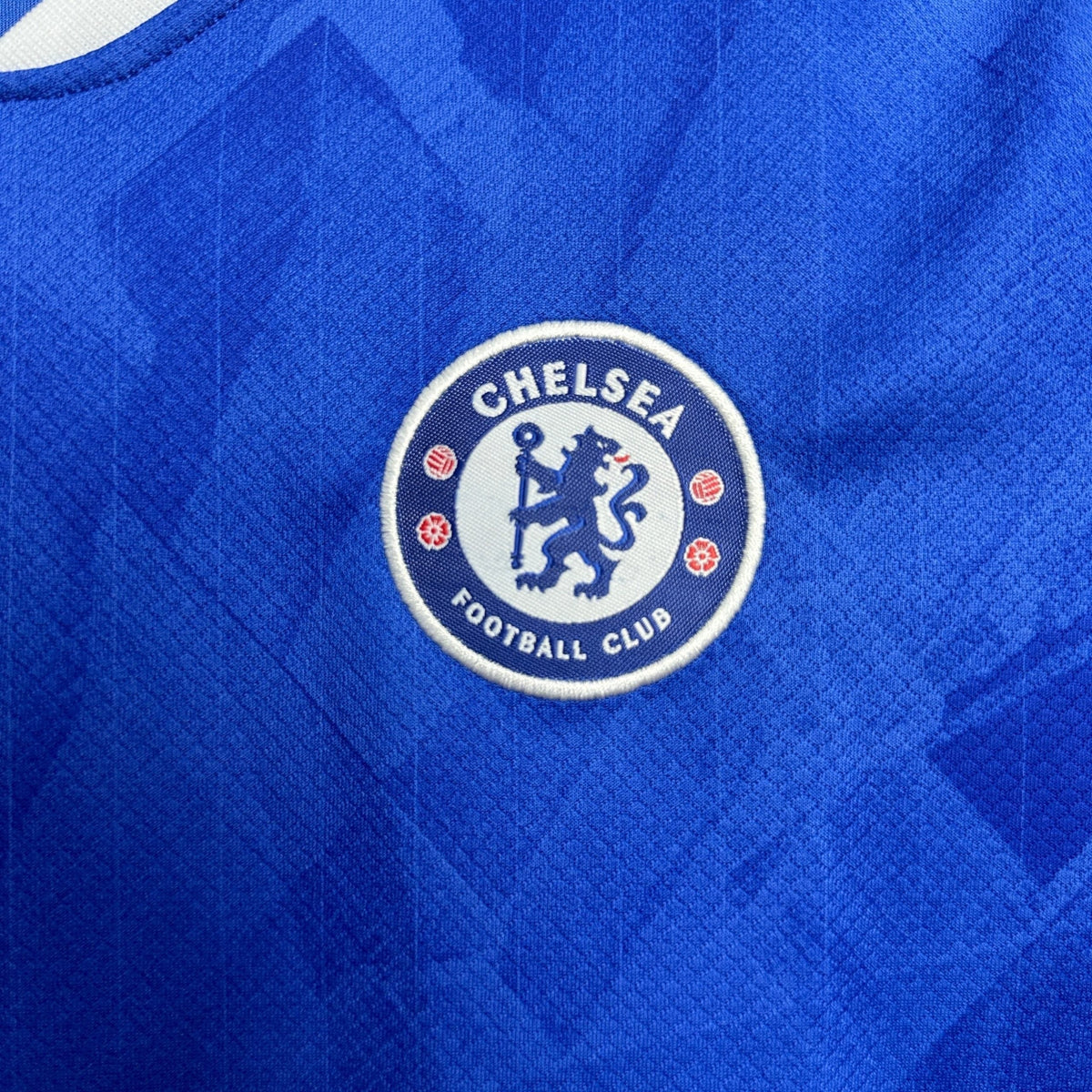 Chelsea Home Kids Kit 2025/26 - photo 3