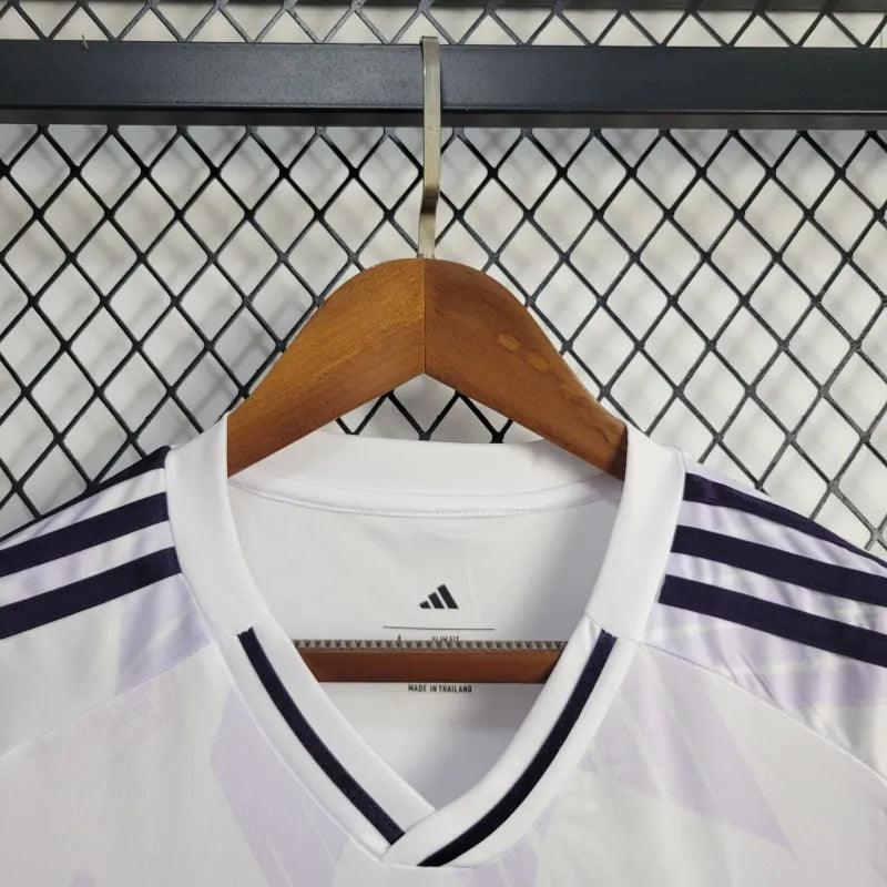 Manchester United Away Jersey 2025/26 - White And Lilac - photo 9