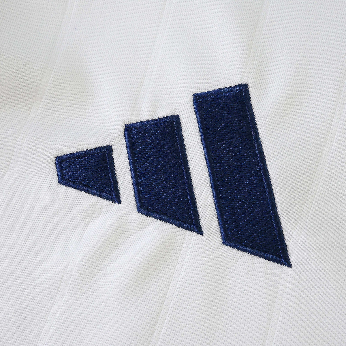 Al Nassr Away Kids Kit 2025/26 - photo 4