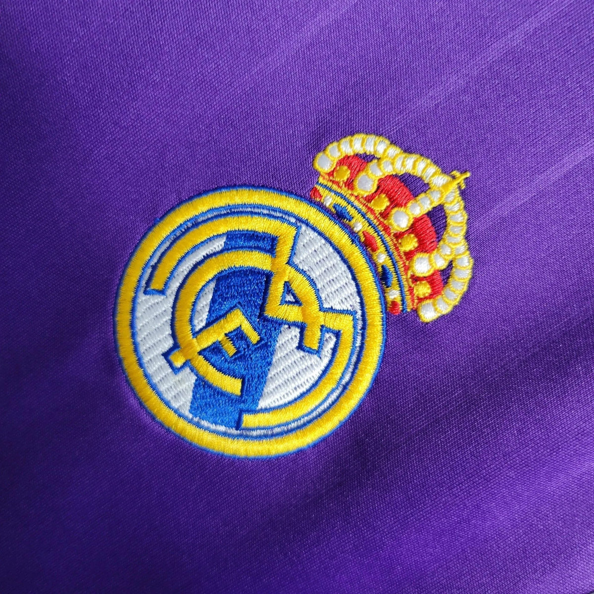 Real Madrid Retro Away Jersey 2006 - photo 3