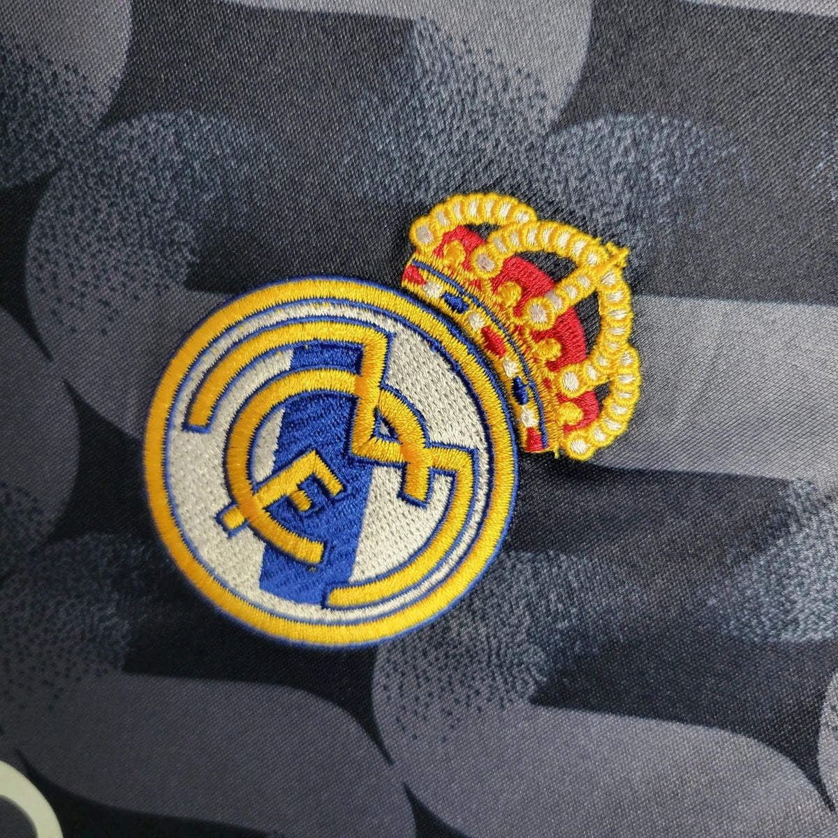 Real Madrid Away Jersey 2023/24 - photo 5