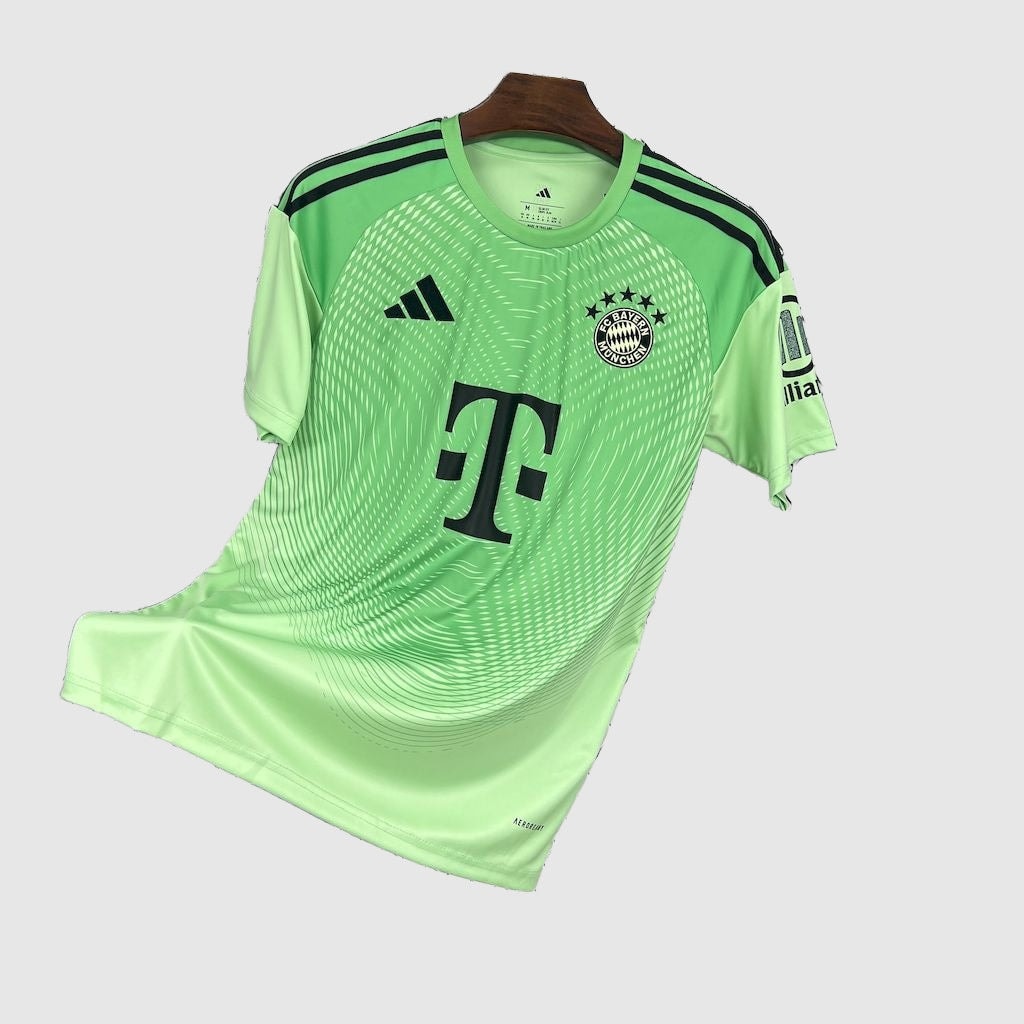 Bayern Munich Goalkeeper Kids Kit 2025/26 - photo 11
