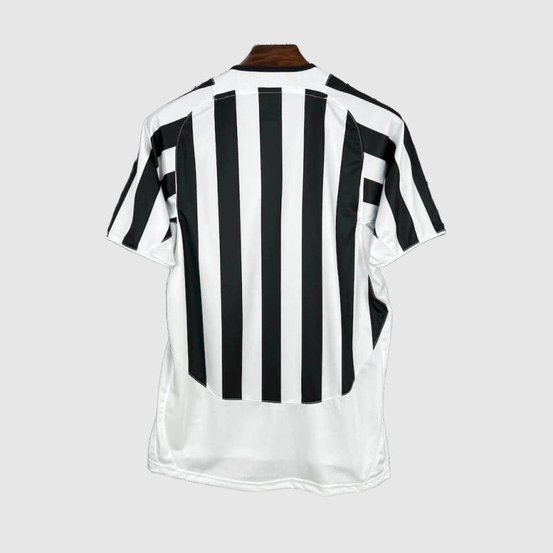 Juventus Retro Away Jersey 2002/03 - photo 2