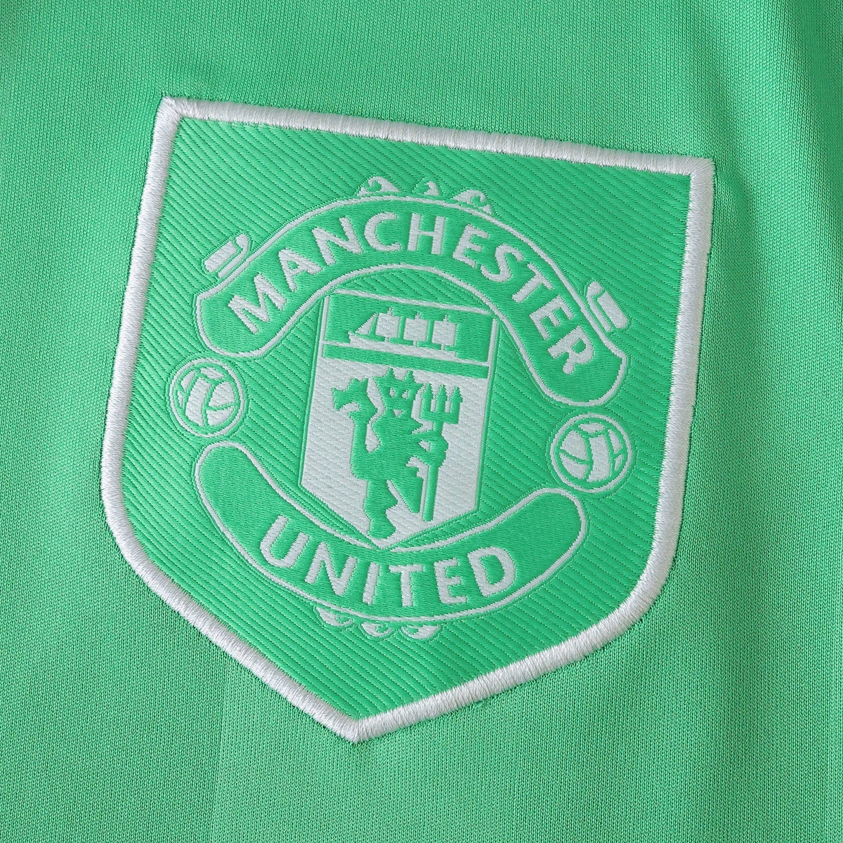 Manchester United 3 2025/26 Goalkeeper Jersey - photo 3