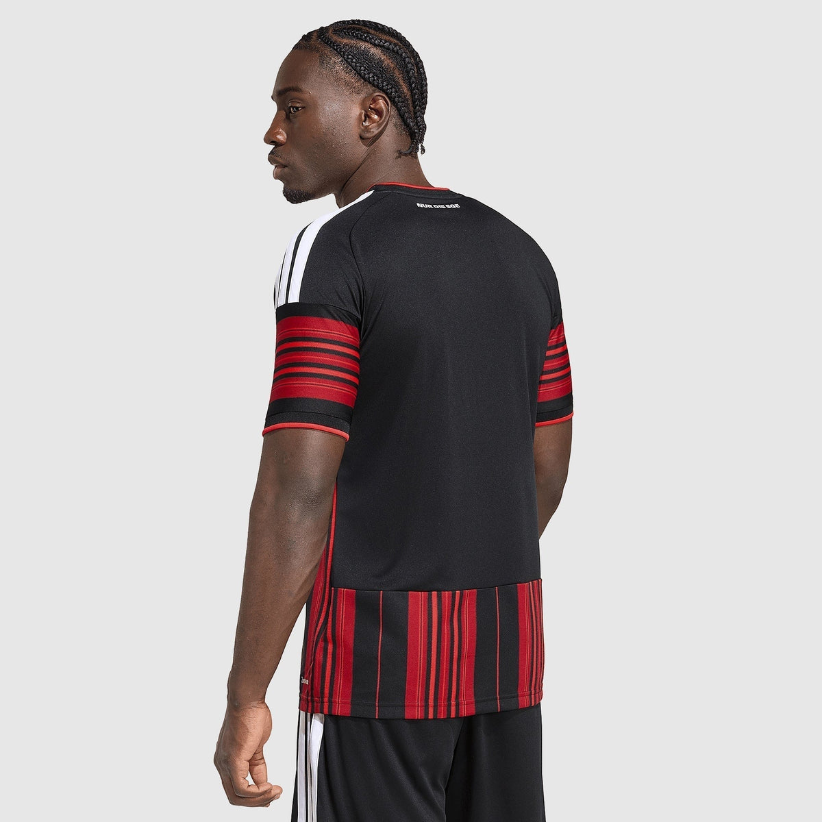 Eintracht Frankfurt Home Jersey 2026/27 - photo 4