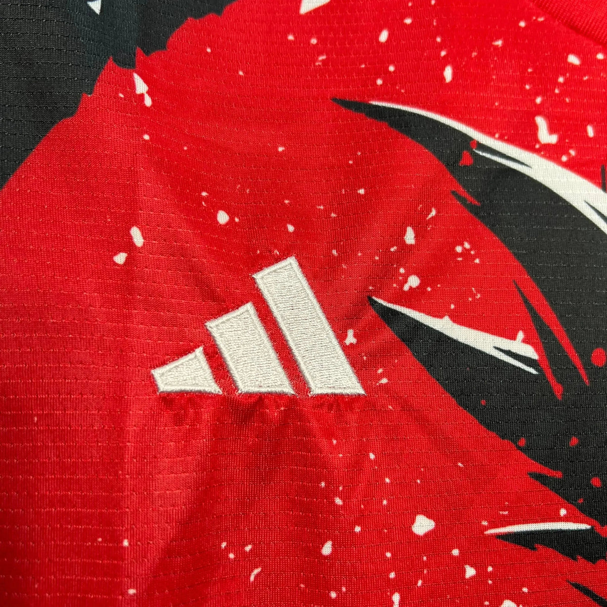 Camisa Japão Edição Especial Torcedor - Preta e Vermelha Estampa Anime - foto 5