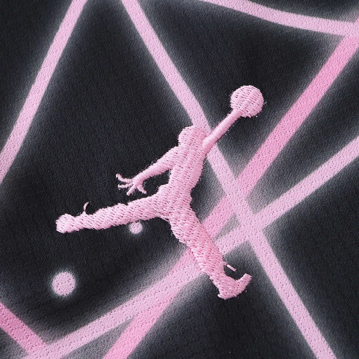 Camisa Pré-Jogo Paris Saint-Germain 25/26 - Preta Linhas Rosa - foto 4