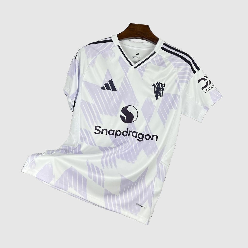 Manchester United Away Jersey 2025/26 - White And Lilac - photo 3