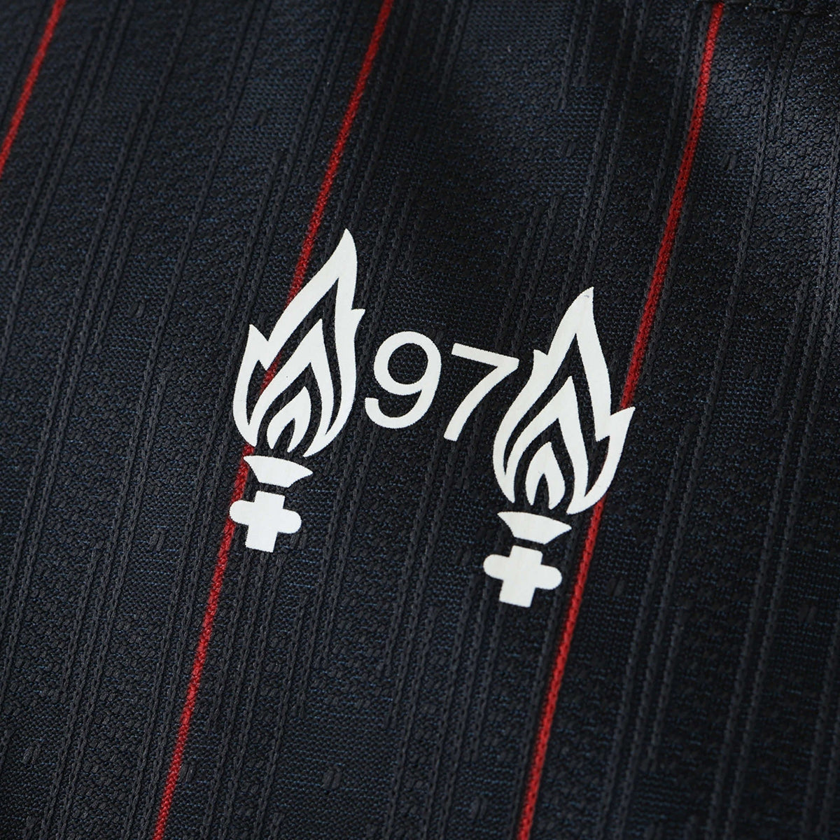 Camisa Liverpool Edição Especial - Preta Risca de Giz - foto 7