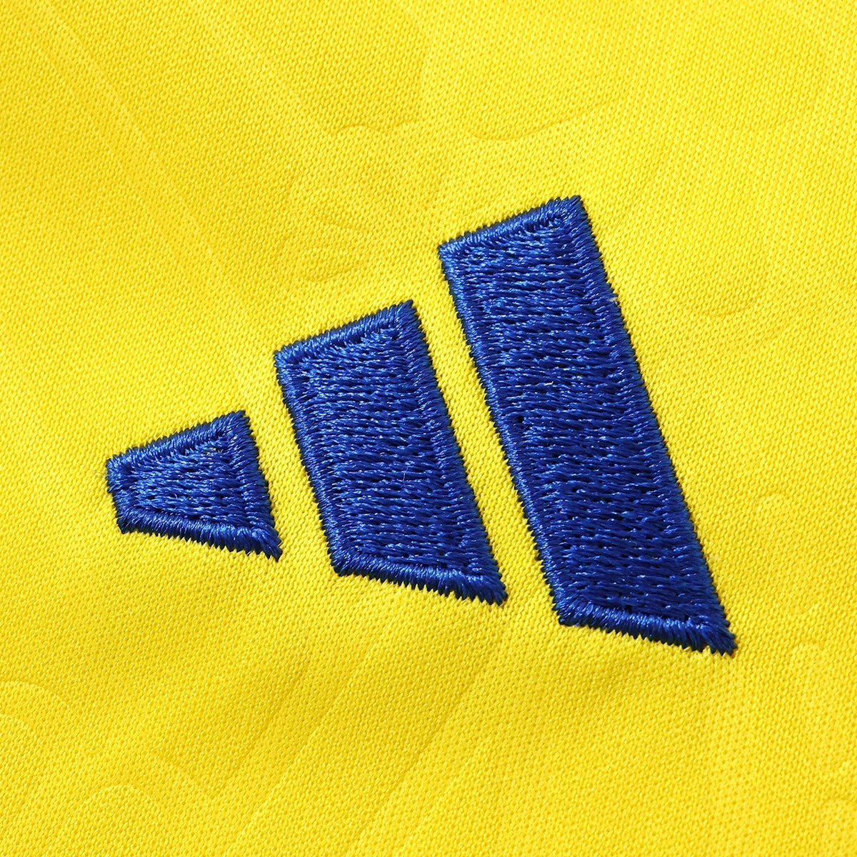 Sweden Home Kids Kit 2026/27 - photo 3
