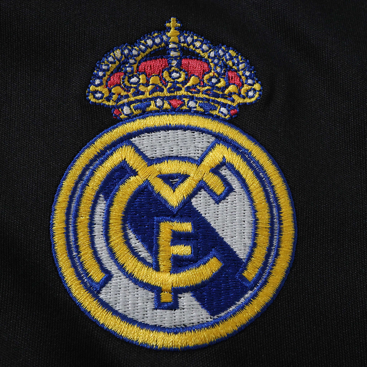 Real Madrid Goalkeeper Jersey 2026/27 - photo 3