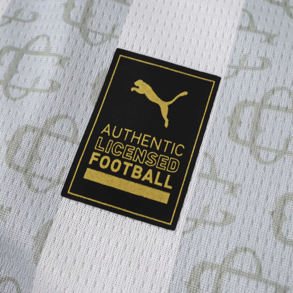 Chivas Guadalajara Special Edition Jersey - White And Gold - photo 8