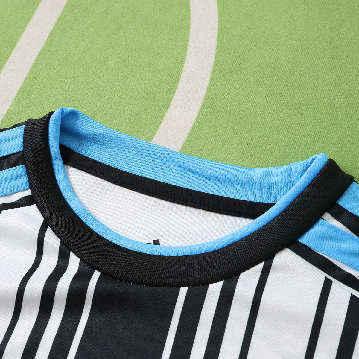 Newcastle United Home Kids Kit 2026/27 - photo 3