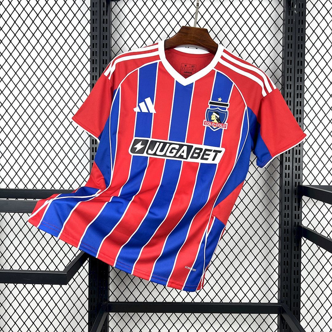 Colo-Colo Combo Home, Away 2026/27 and Third 2025/26 - photo 3