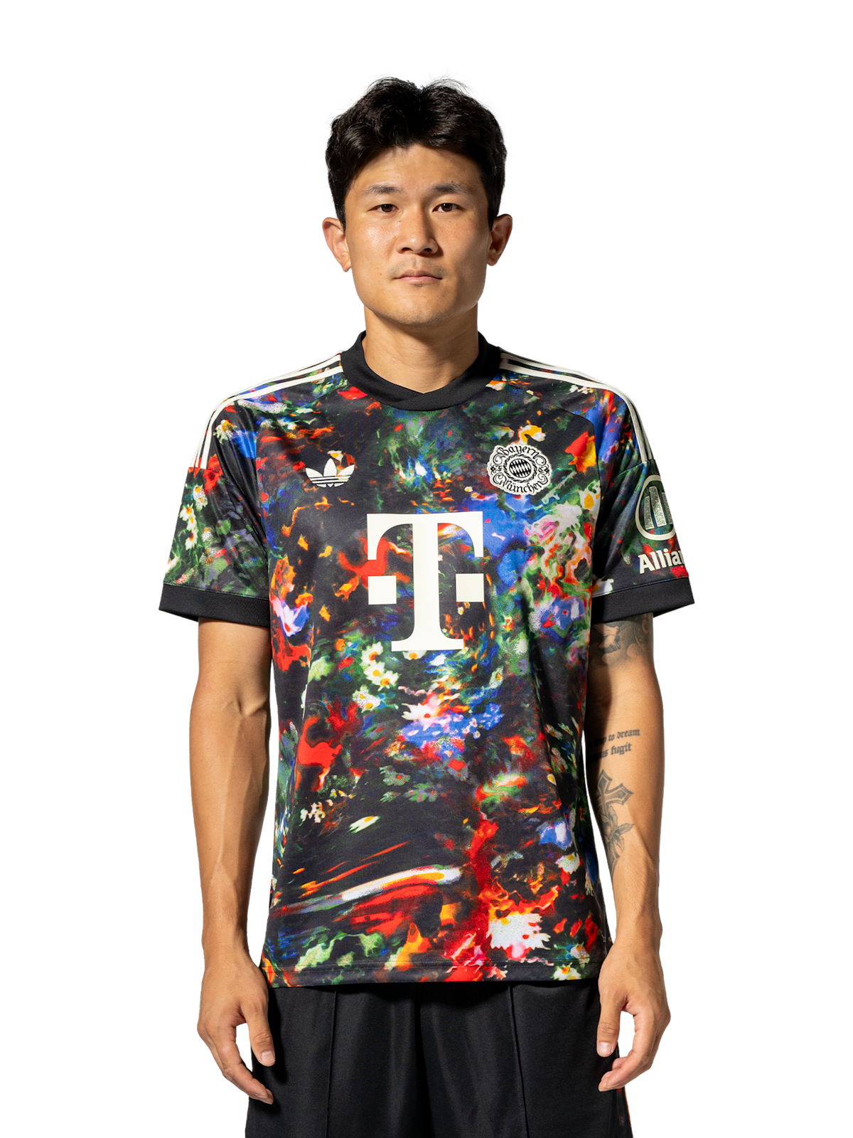 Bayern Munich Oktoberfest 2026/27 Jersey - photo 3