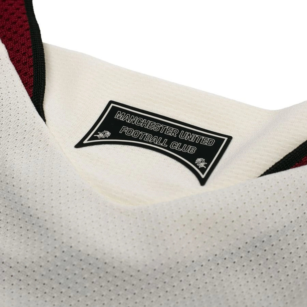 Kit Infantil Manchester United III 26/27 - foto 4