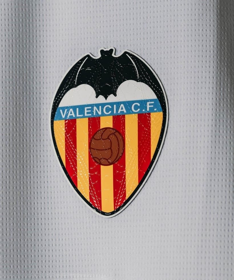 Valencia Home Jersey 2026/27 - photo 3