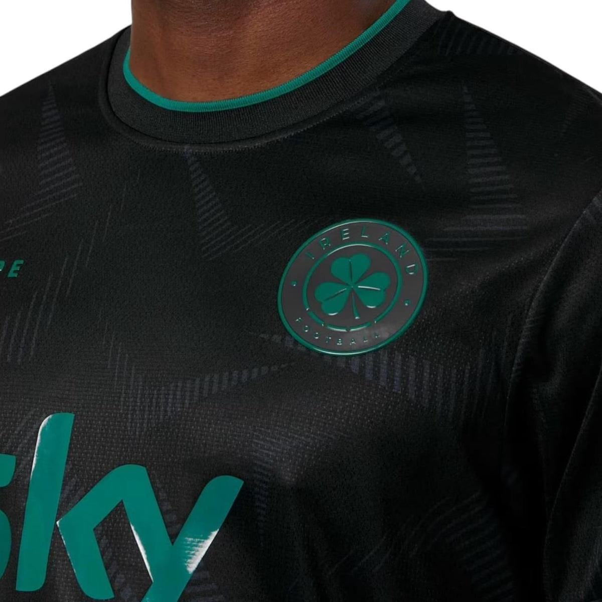 Camisa Irlanda III 26/27 Torcedor - foto 3