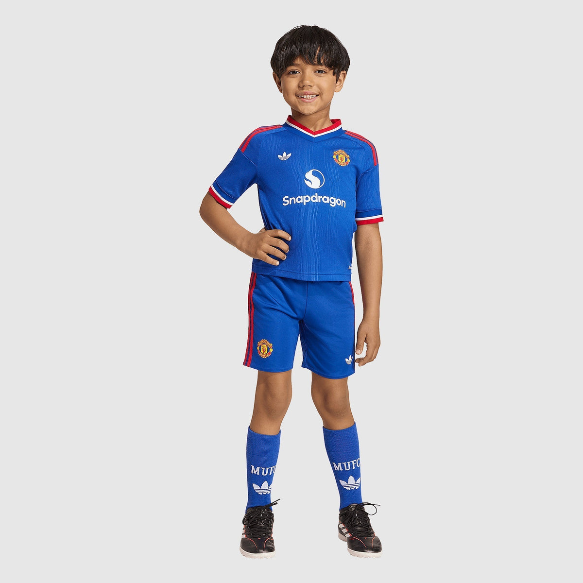 Manchester United Away Kids Kit 2026/27 - photo 2