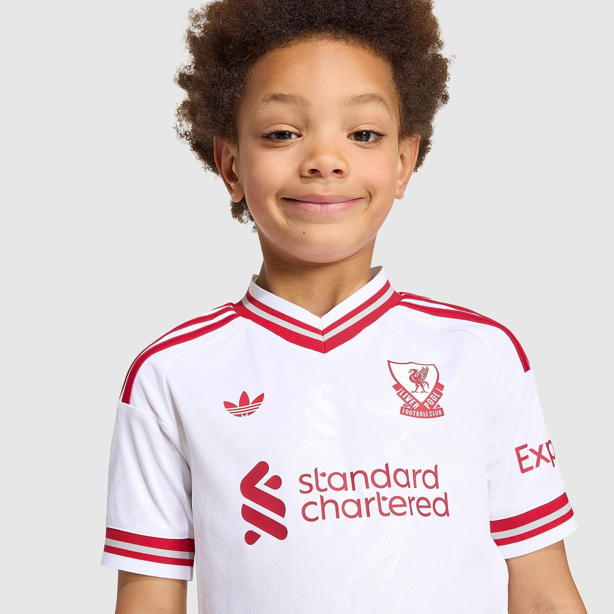 Liverpool Away Kids Kit 2026/27 - photo 2